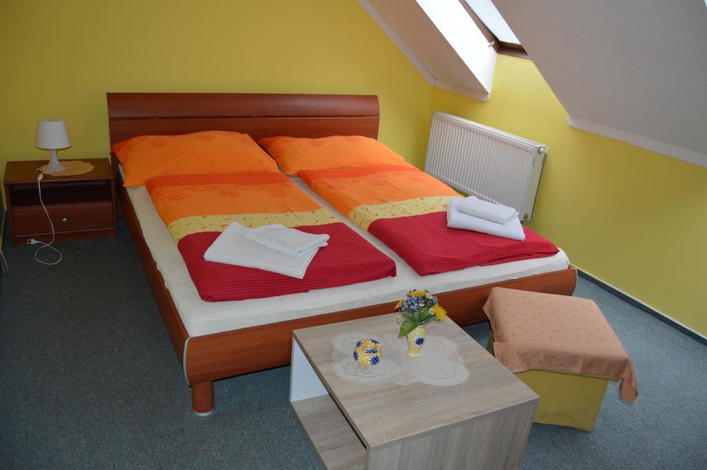 Hotel Paradise Ostrava Exterior photo