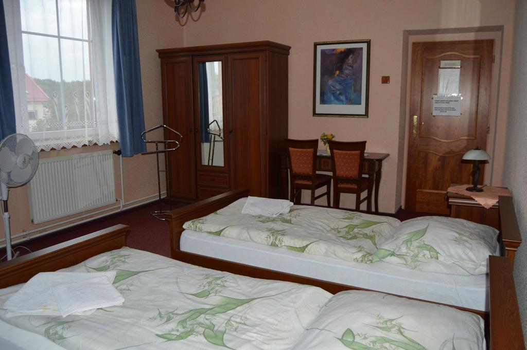 Hotel Paradise Ostrava Room photo