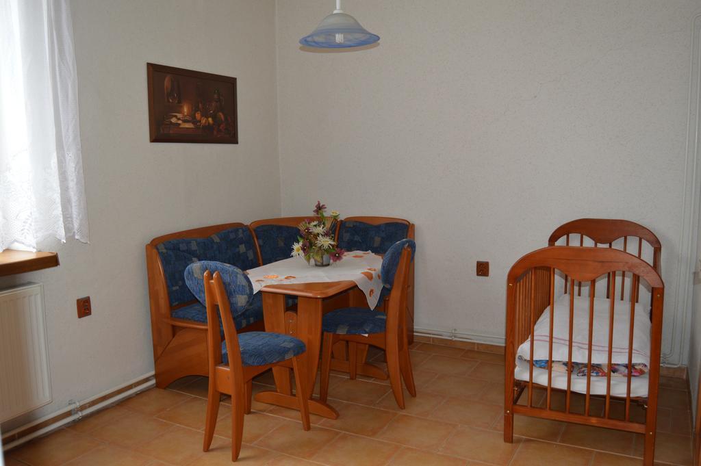 Hotel Paradise Ostrava Room photo