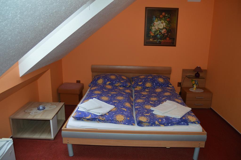 Hotel Paradise Ostrava Exterior photo