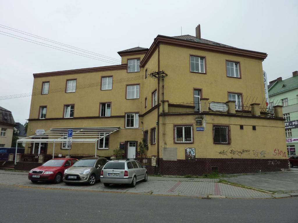 Hotel Paradise Ostrava Exterior photo