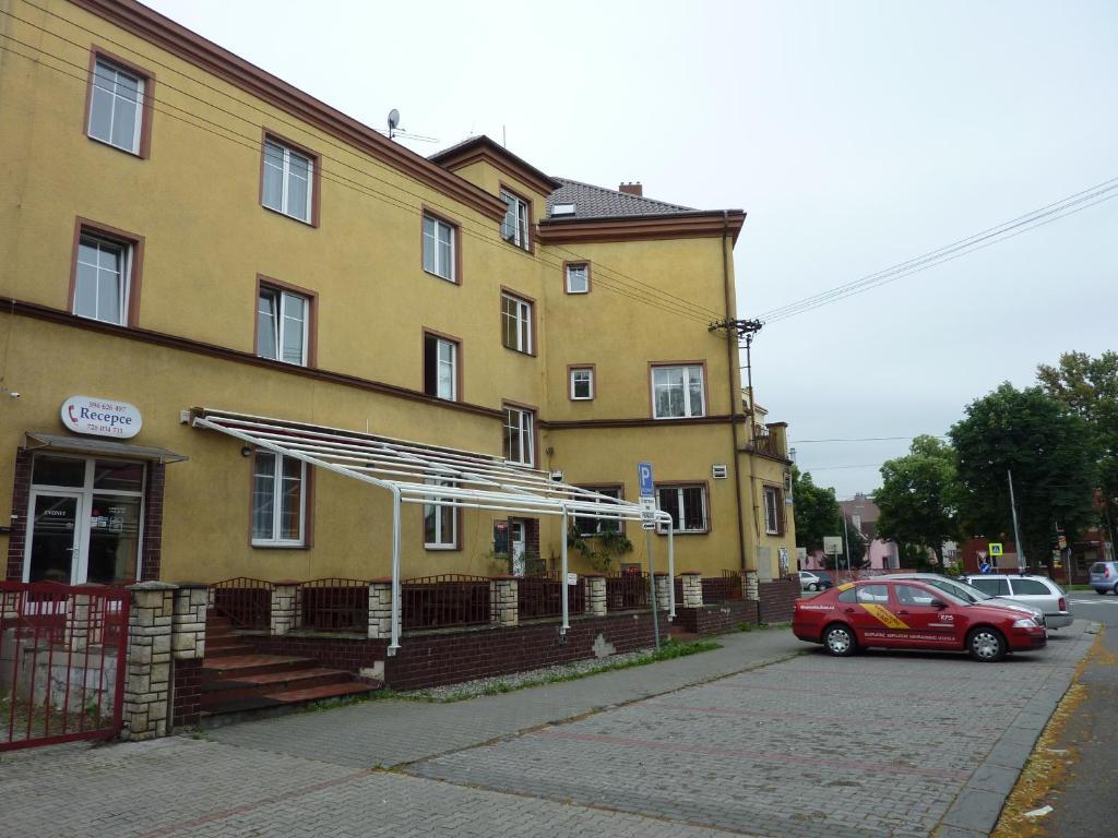 Hotel Paradise Ostrava Exterior photo