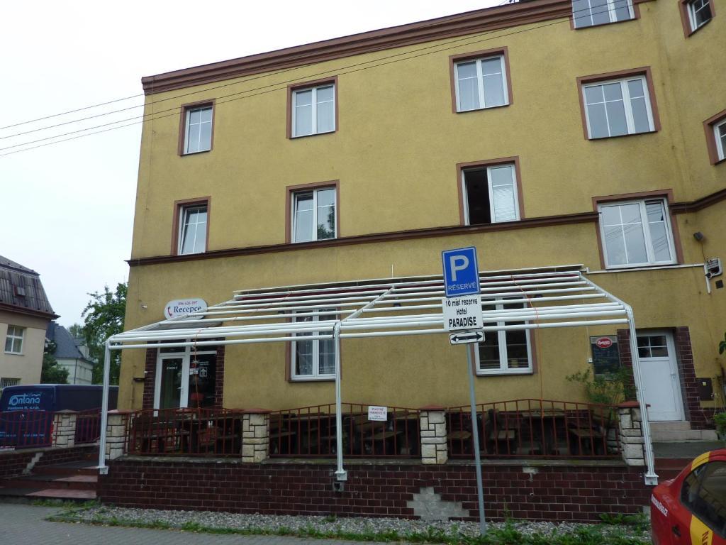 Hotel Paradise Ostrava Exterior photo