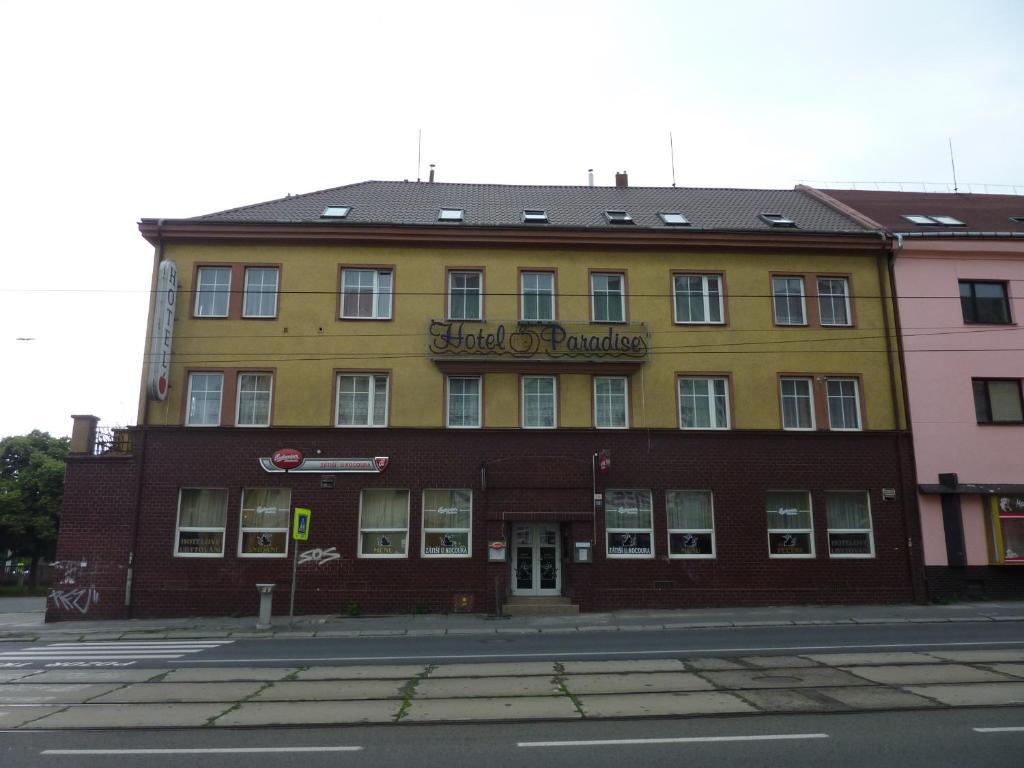Hotel Paradise Ostrava Exterior photo